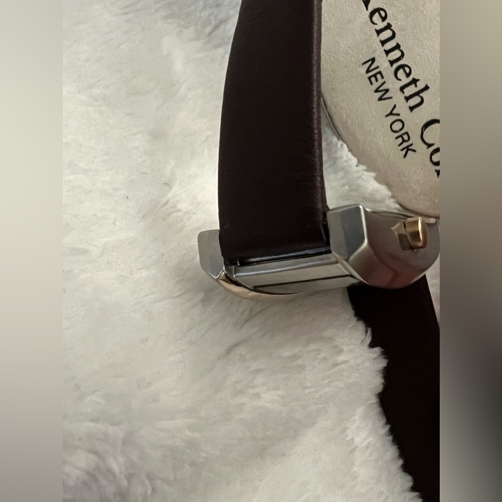 NWT Authentic Vintage Kenneth Cole 2-Tone Stainless Steel Watch w/Leather KC2152 - Picture 11 of 16